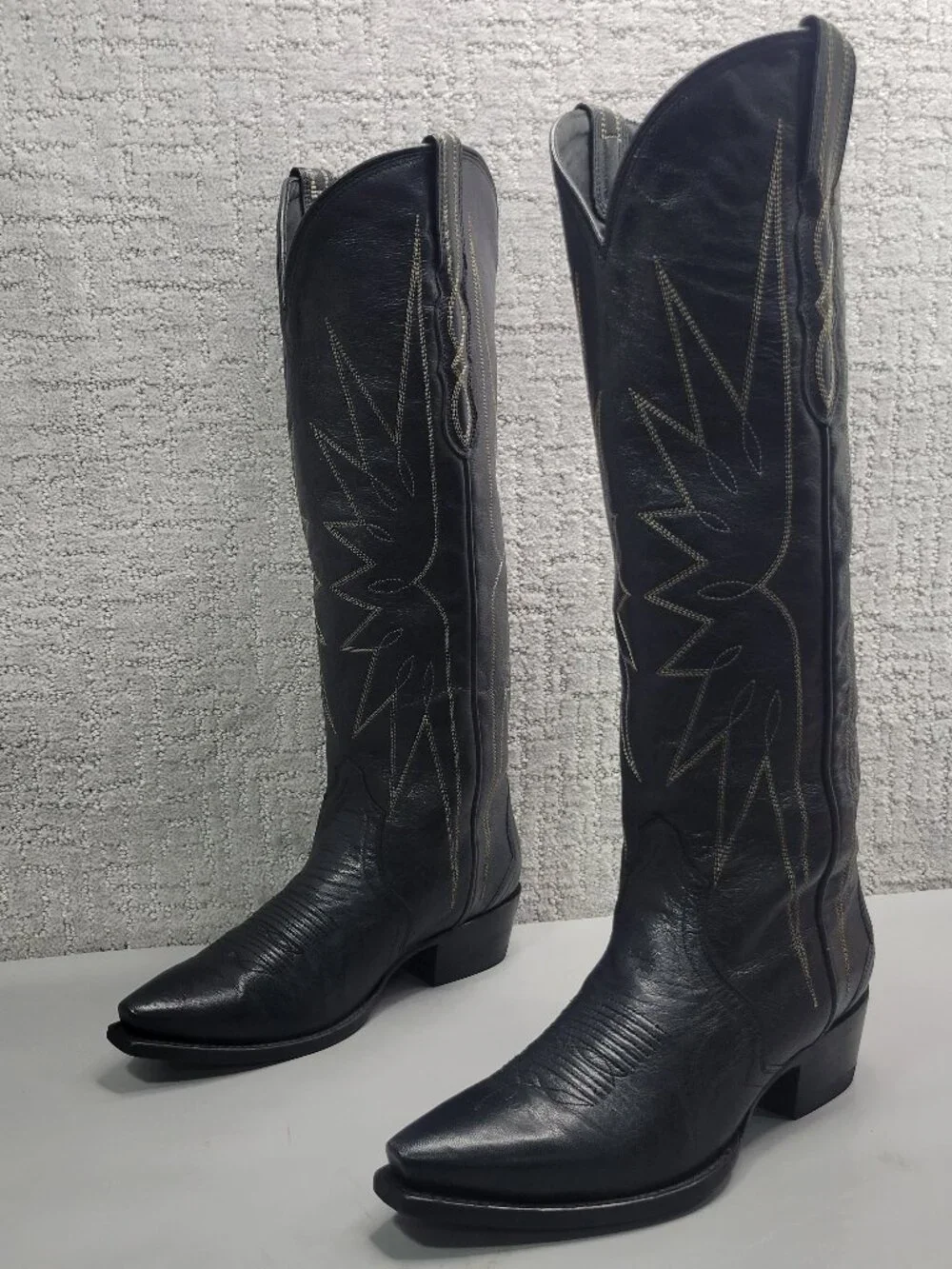 Tecovas The Loretta Women's Size US 7B Midnight Cowgirl Boots.
